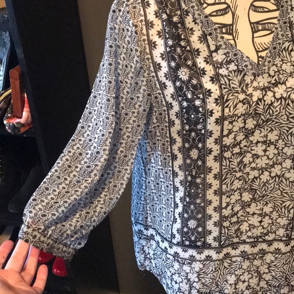 Floral Sheer Old Navy Blouse - Picture 3 of 4